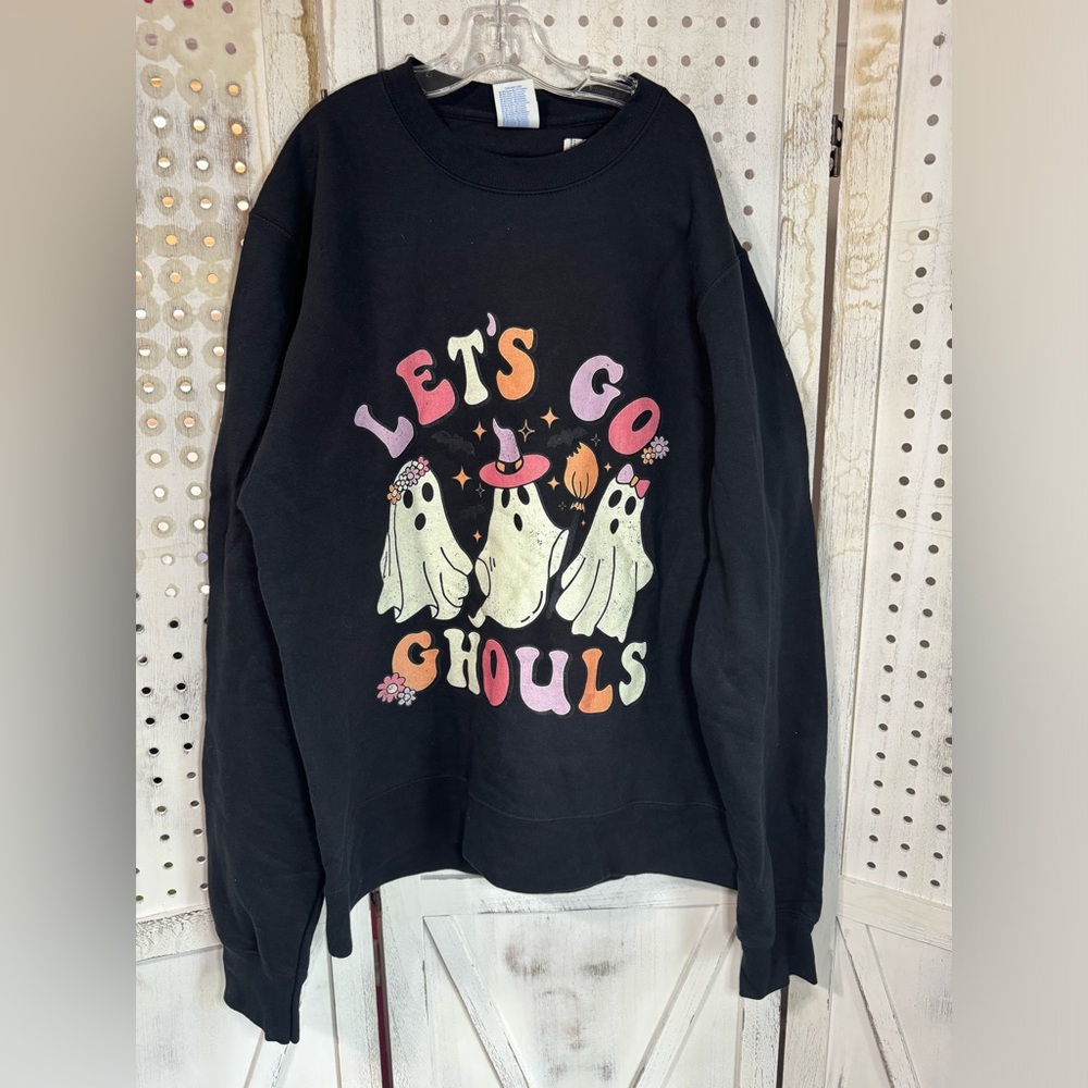 New size M sweatshirt
